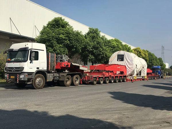 特種設(shè)備運(yùn)輸?shù)牧鞒膛c要求：從裝卸到送貨的全面解讀-鑫漢物流